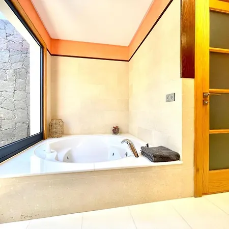 Mamma Mia Luxus-villen By Interhome